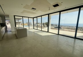 Detached Villa For Sale  in  Peyia
