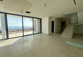 Detached Villa For Sale  in  Peyia