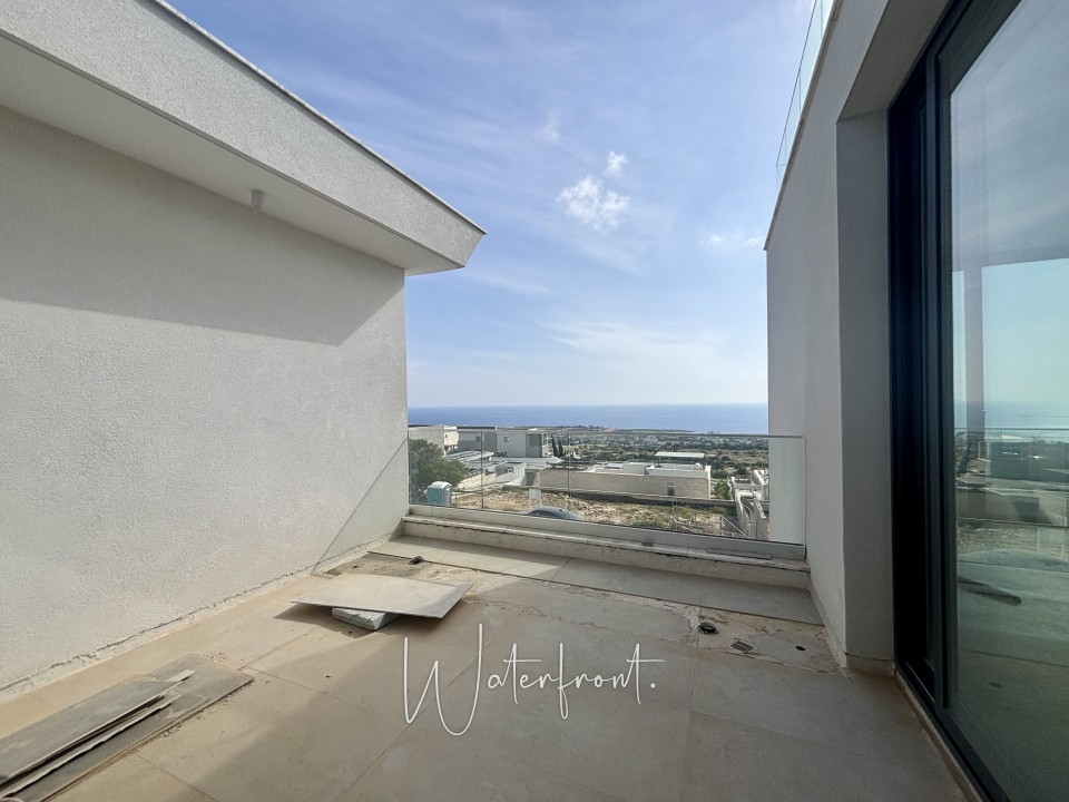 Detached Villa For Sale  in  Peyia