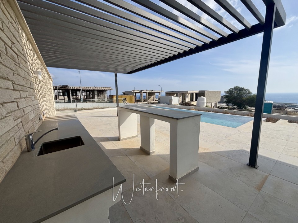 Detached Villa For Sale  in  Peyia
