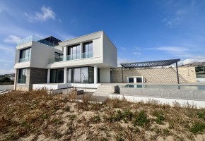 Detached Villa For Sale  in  Peyia