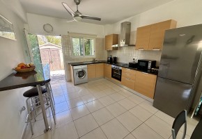 Apartment For Sale  in  Peyia