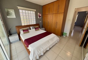 Apartment For Sale  in  Peyia