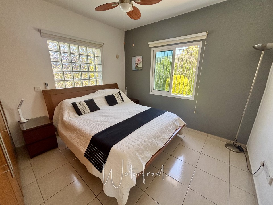Apartment For Sale  in  Peyia