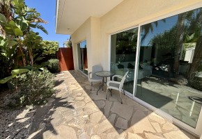 Apartment For Sale  in  Peyia