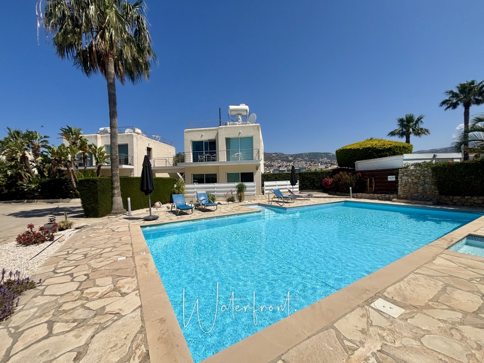 Apartment For Sale  in  Peyia