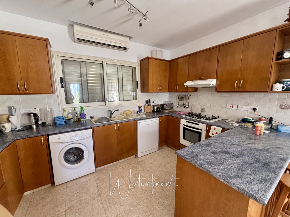 Detached Villa For Sale  in  Konia