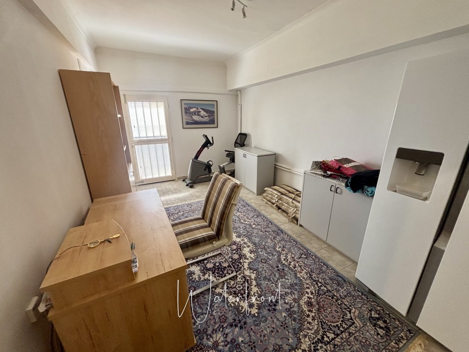 Study Room/ Home Office