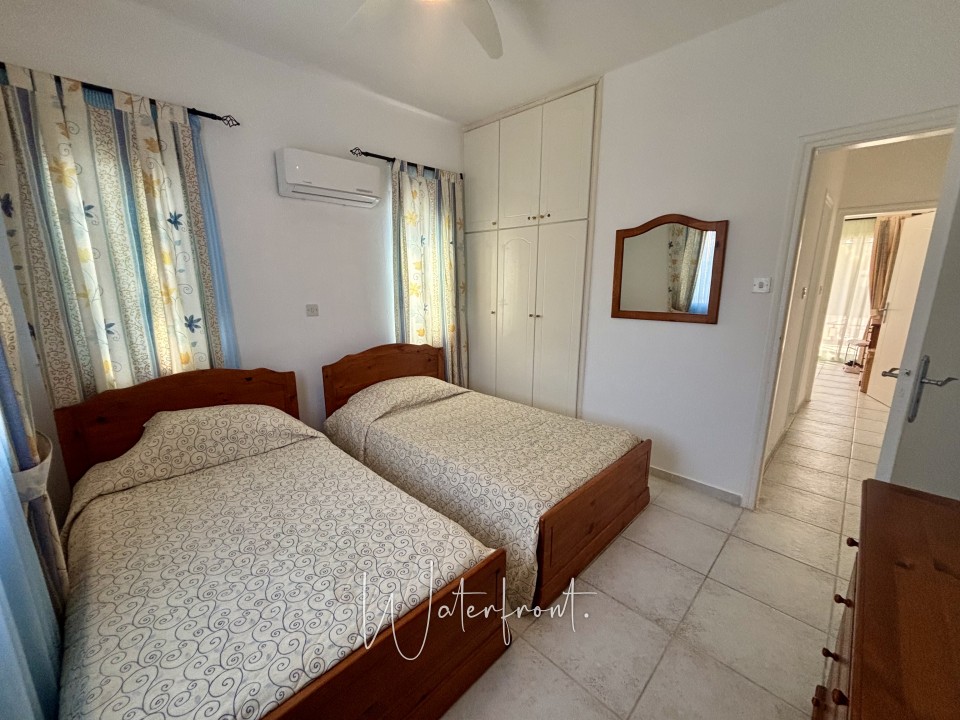 Apartment For Sale  in  Tombs of the Kings