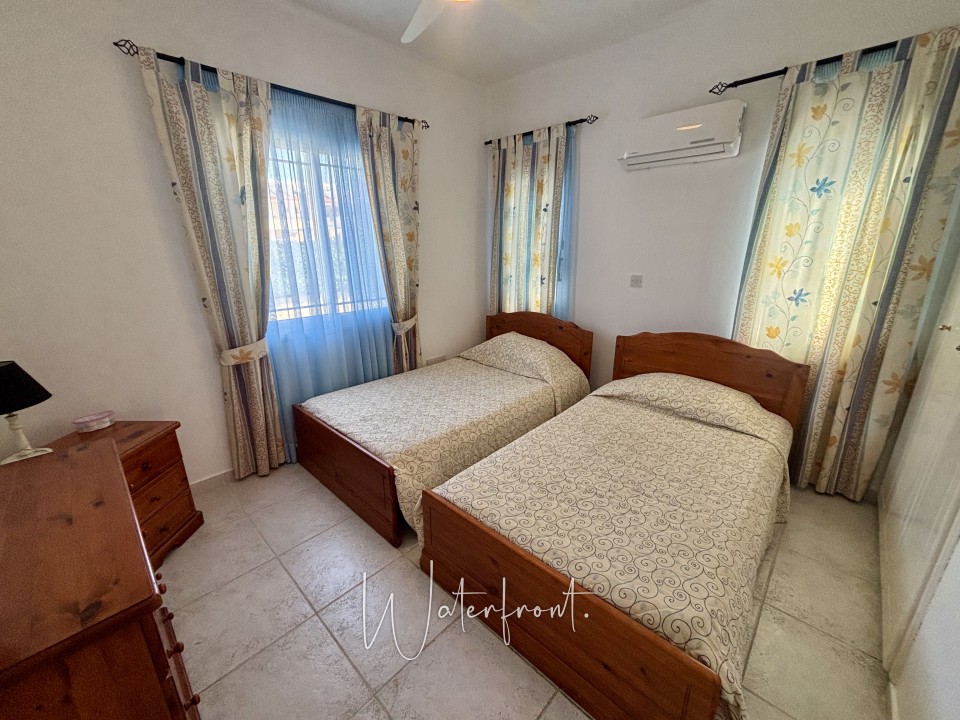 Apartment For Sale  in  Tombs of the Kings