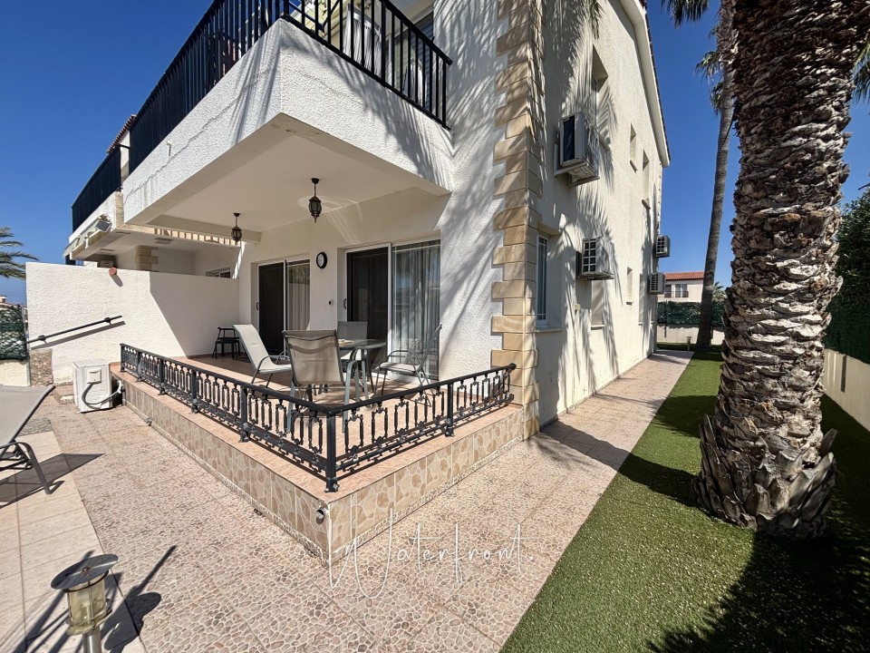 Apartment For Sale  in  Tombs of the Kings