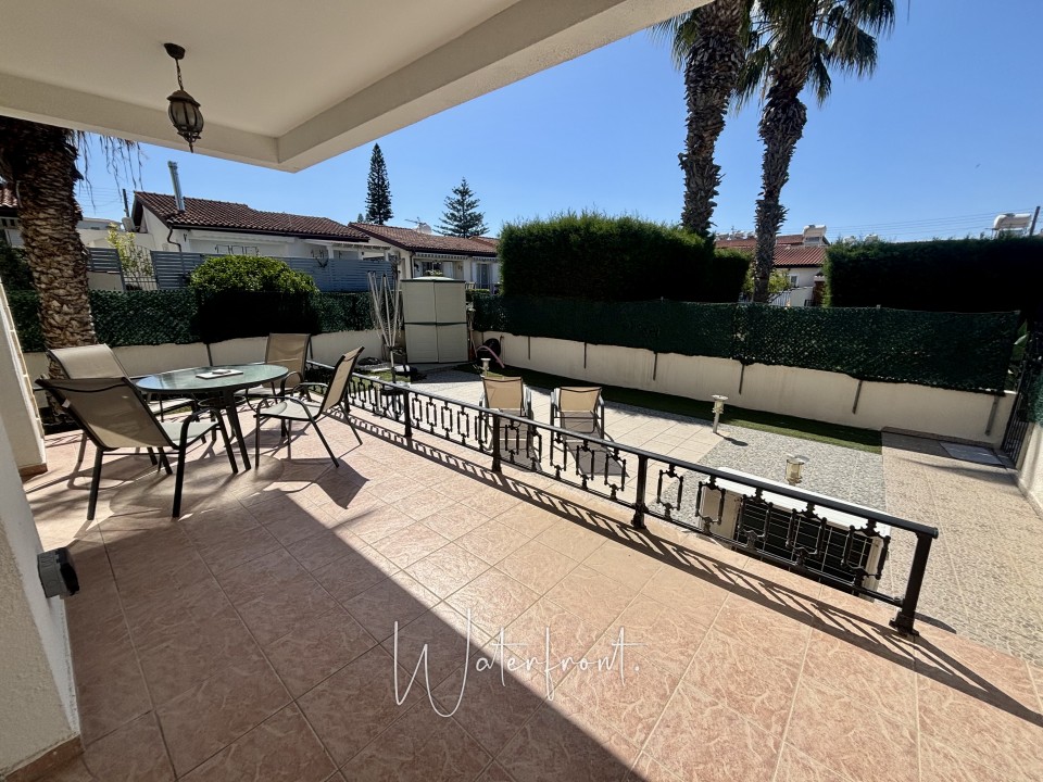 Apartment For Sale  in  Tombs of the Kings