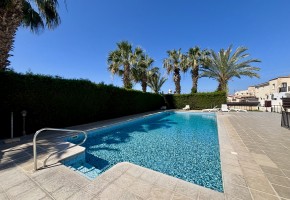 Apartment For Sale  in  Tombs of the Kings