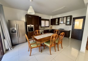 Detached Villa For Sale  in  Konia