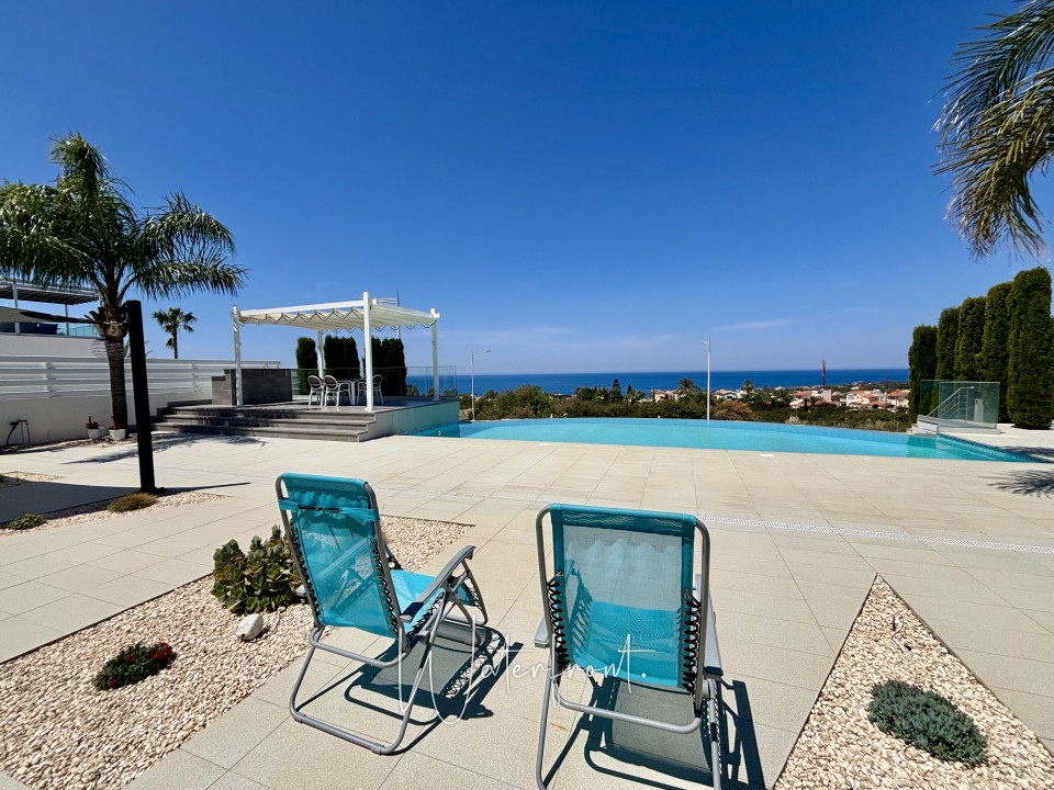 Detached Villa For Sale  in  Sea Caves - St.George