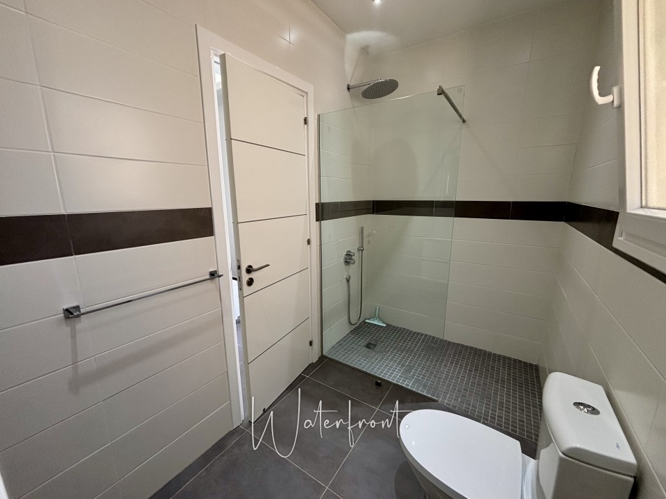 Detached Villa For Sale  in  Sea Caves - St.George