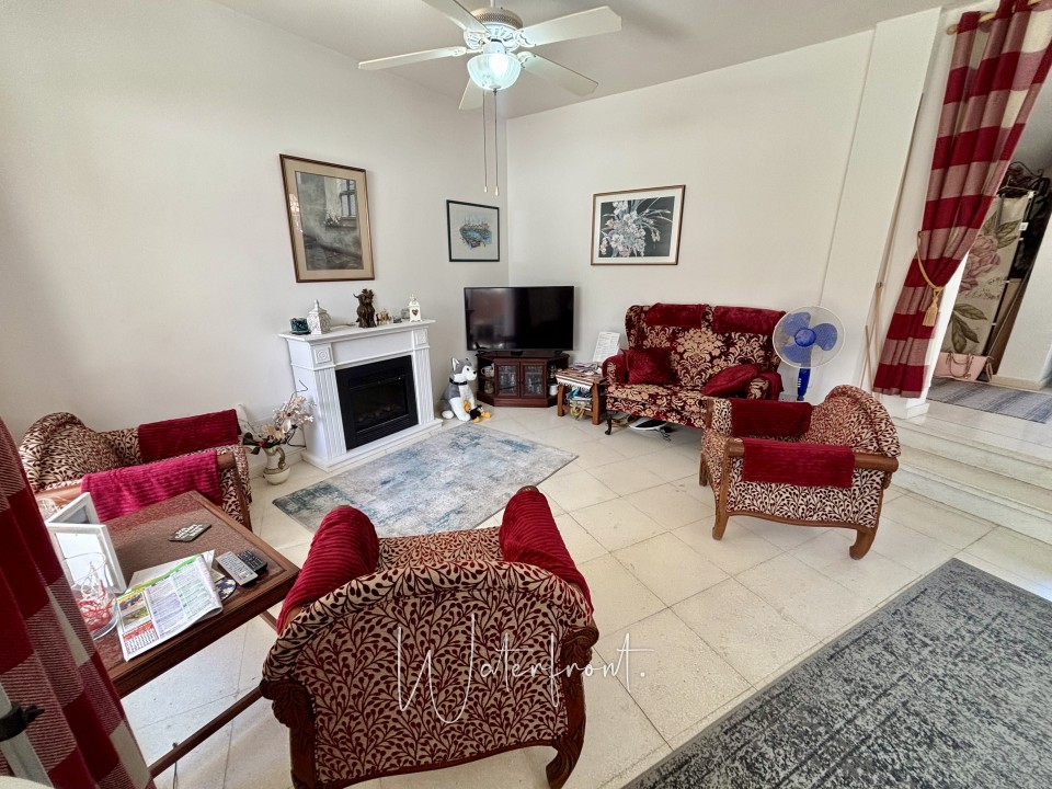 Semi Detached Villa For Sale  in  Universal