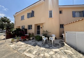 Semi Detached Villa For Sale  in  Universal