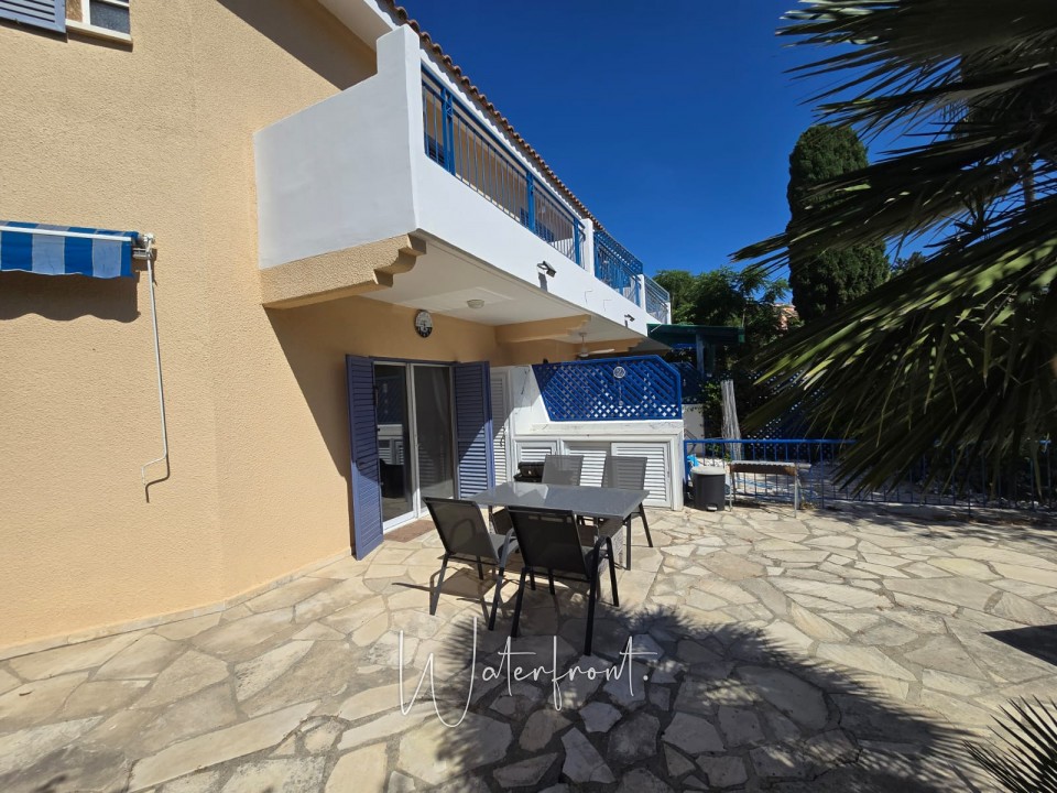 Semi Detached Villa For Sale  in  Universal