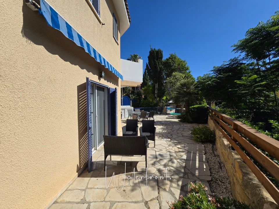 Semi Detached Villa For Sale  in  Universal