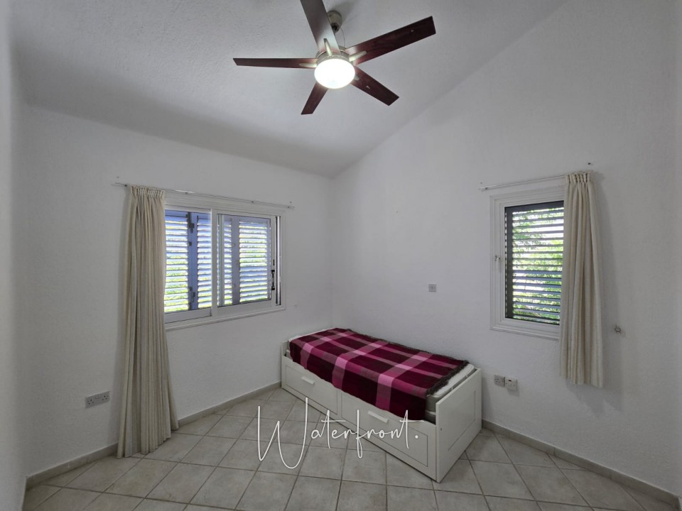 Semi Detached Villa For Sale  in  Universal
