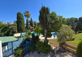 Semi Detached Villa For Sale  in  Universal