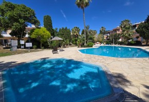 Semi Detached Villa For Sale  in  Universal