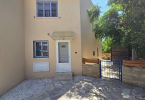 Semi Detached Villa For Sale  in  Universal