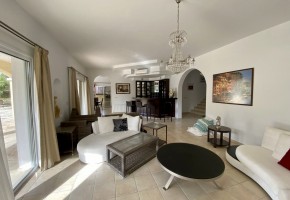 Detached Villa For Sale  in  Coral Bay