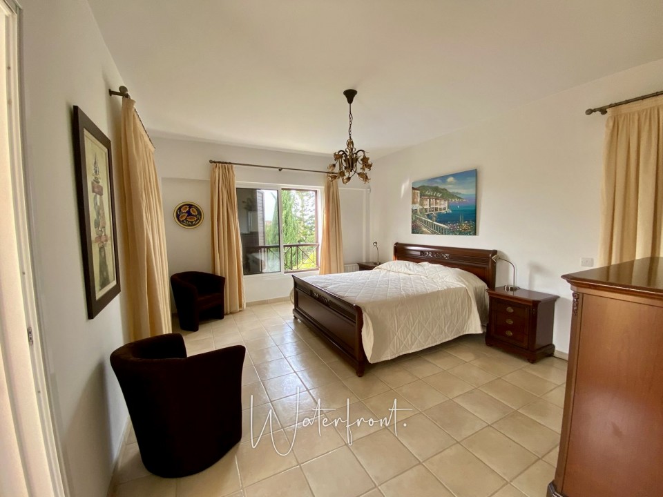 Detached Villa For Sale  in  Coral Bay