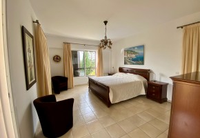 Detached Villa For Sale  in  Coral Bay