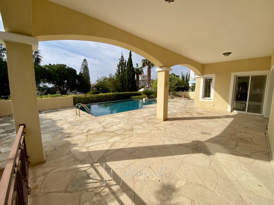 Detached Villa For Sale  in  Coral Bay