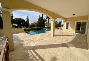 Detached Villa For Sale  in  Coral Bay