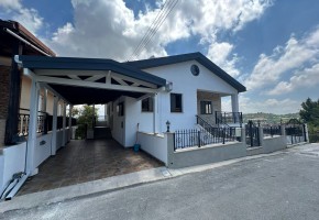 Detached Villa For Sale  in  Stroumpi