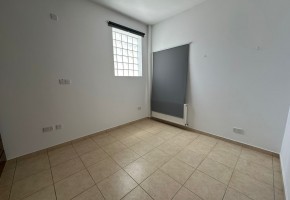 Detached Villa For Sale  in  Stroumpi