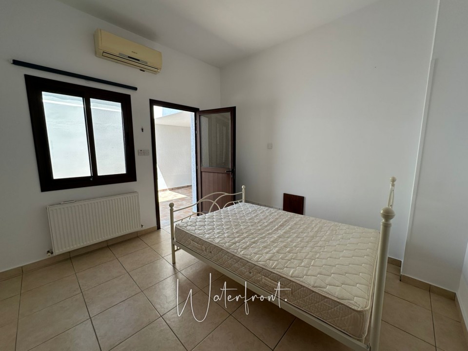 Detached Villa For Sale  in  Stroumpi