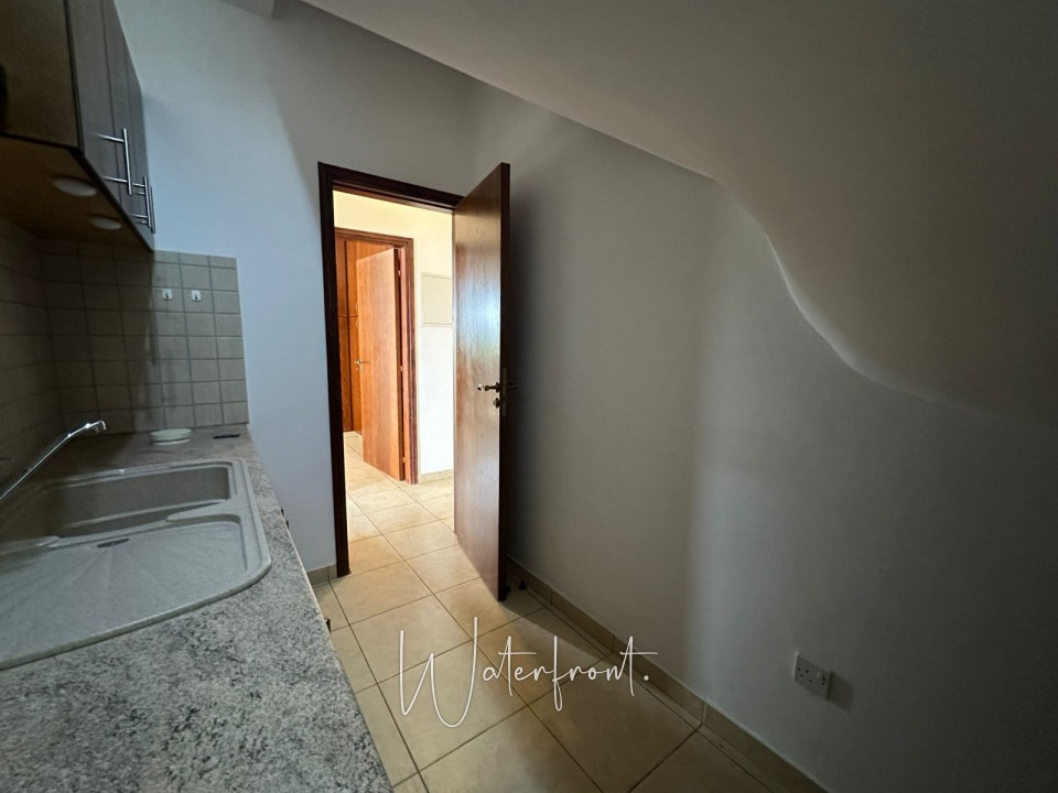 Detached Villa For Sale  in  Stroumpi