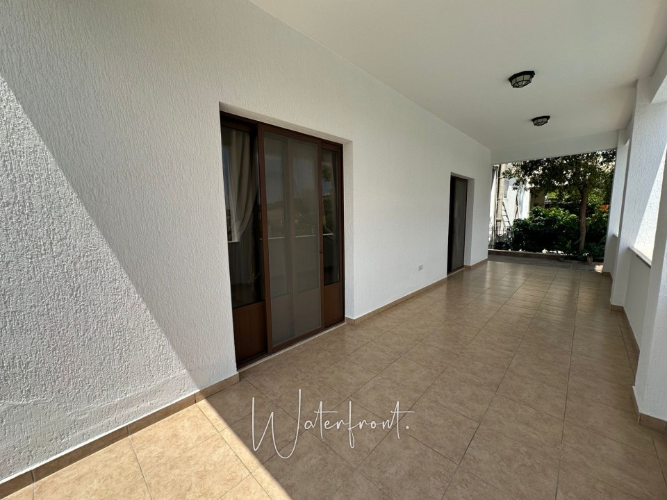 Detached Villa For Sale  in  Stroumpi