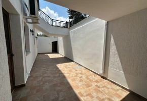 Detached Villa For Sale  in  Stroumpi