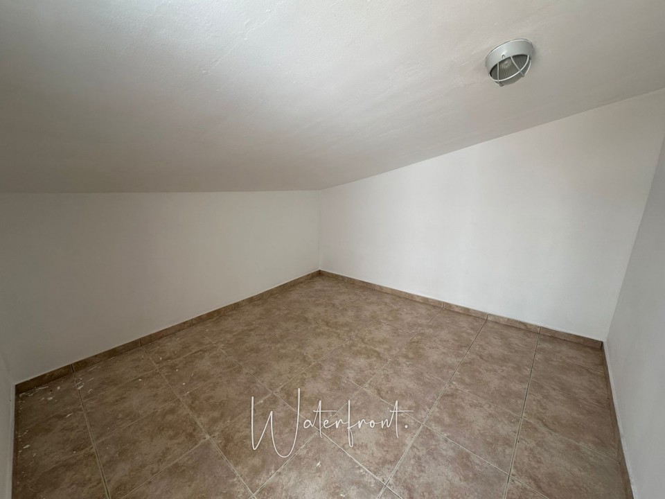Detached Villa For Sale  in  Stroumpi