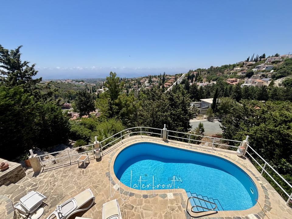 Detached Villa For Sale  in  Kamares - Tala