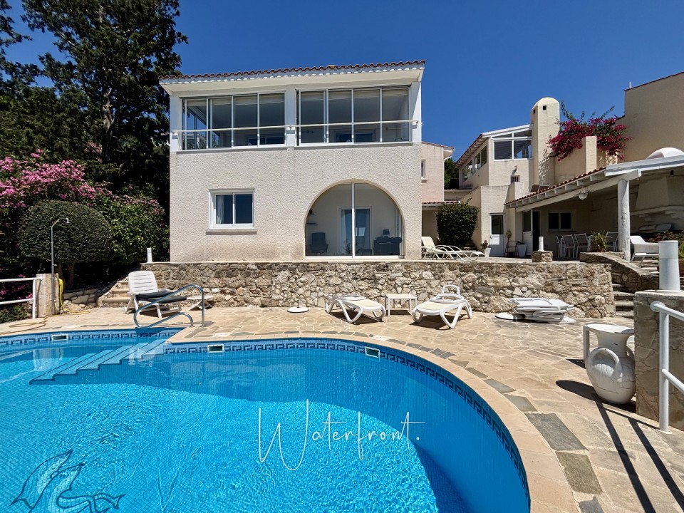 Detached Villa For Sale  in  Kamares - Tala