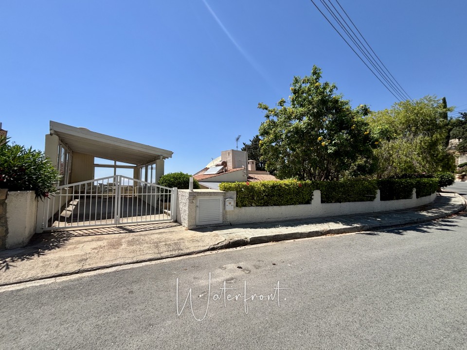 Detached Villa For Sale  in  Kamares - Tala
