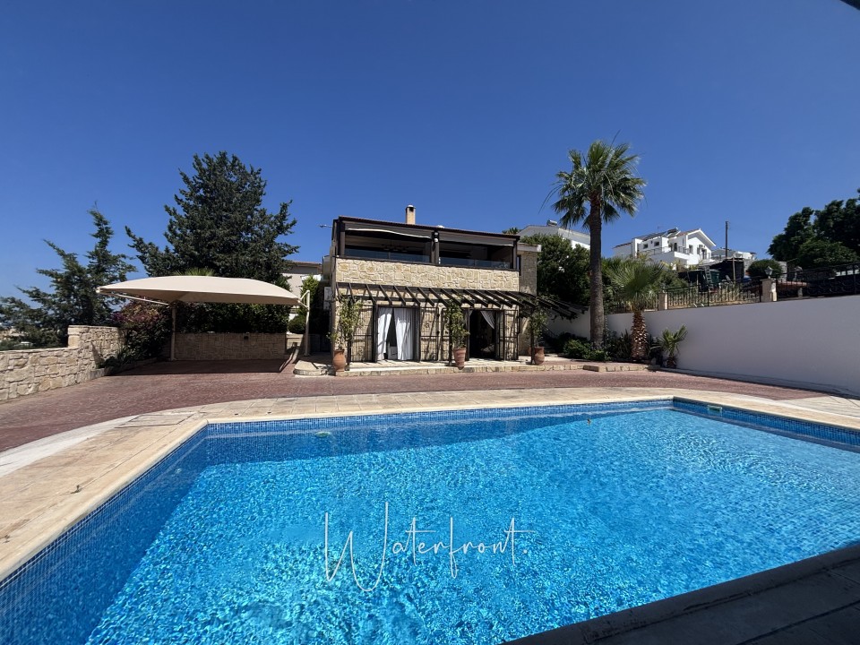 Detached Villa For Sale  in  Peyia