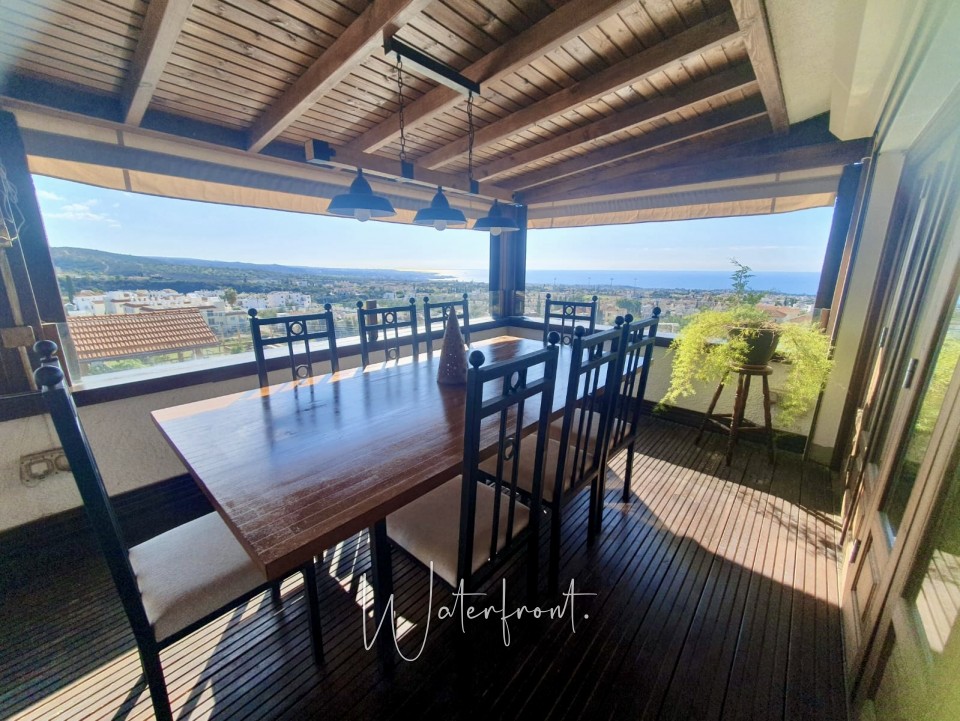 Detached Villa For Sale  in  Peyia
