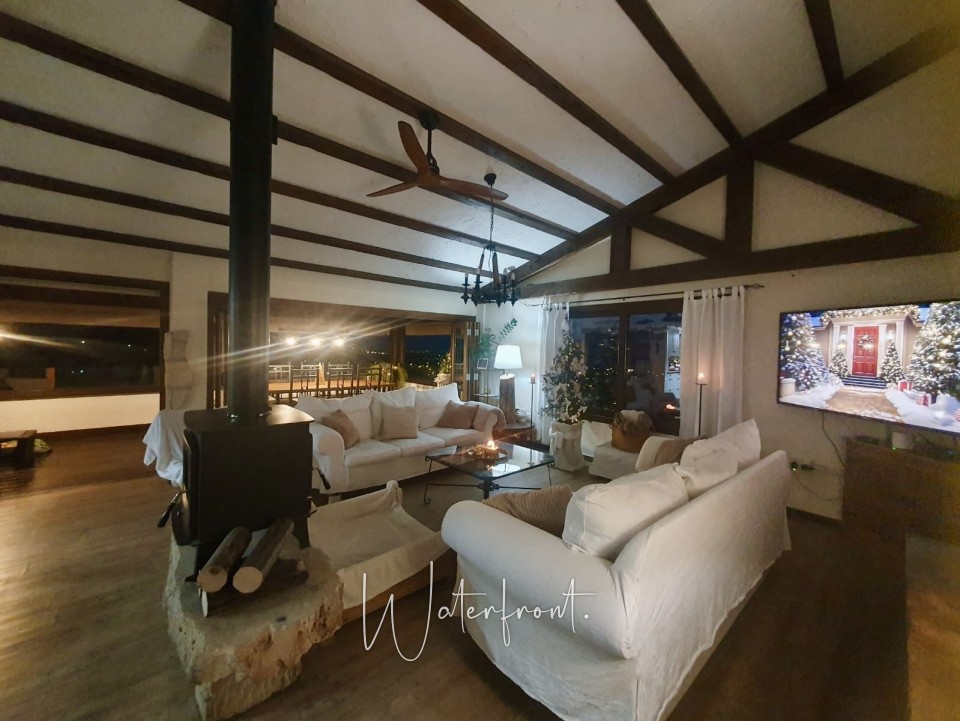 Detached Villa For Sale  in  Peyia