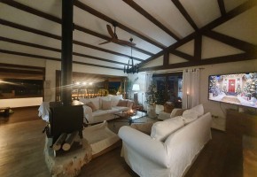 Detached Villa For Sale  in  Peyia