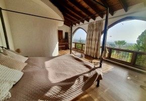 Detached Villa For Sale  in  Peyia