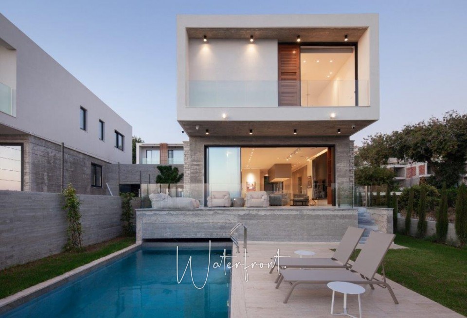 Detached Villa For Sale  in  Chloraka