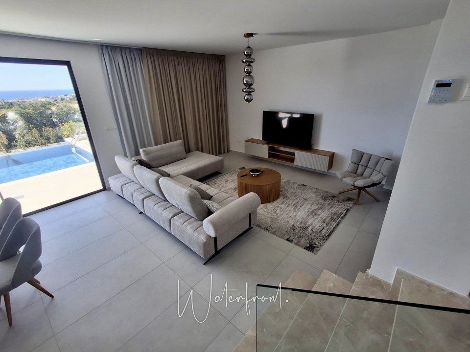 Detached Villa For Sale  in  Chloraka
